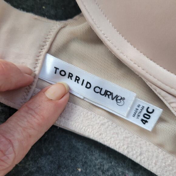 Torrid Curve Full Coverage Bra 40C Tan Underwire Padded Back Closure - Picture 4 of 7